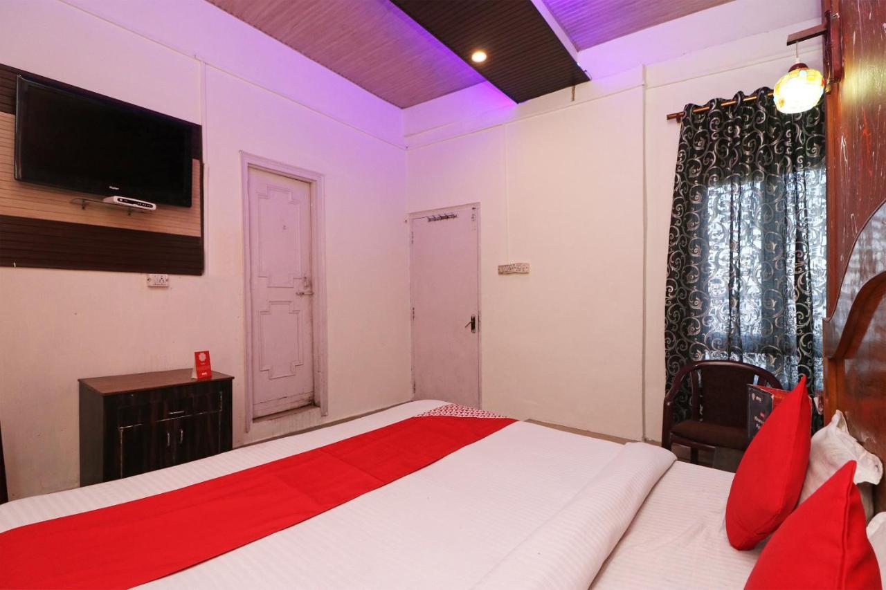 OYO 73902 Vyttila Residency Hotel Kochi Exterior foto