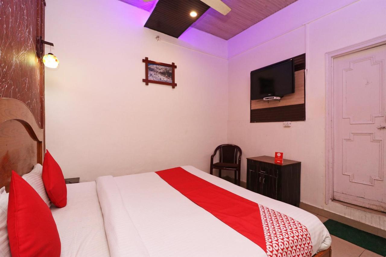 OYO 73902 Vyttila Residency Hotel Kochi Exterior foto
